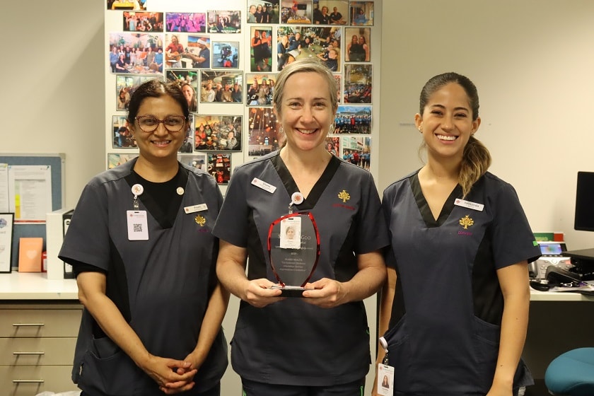 Allied Health Dieticians – Preeti Chauhan, Shona Vigus (holding award), and Fernanda FunoyPuente smiling at camera.