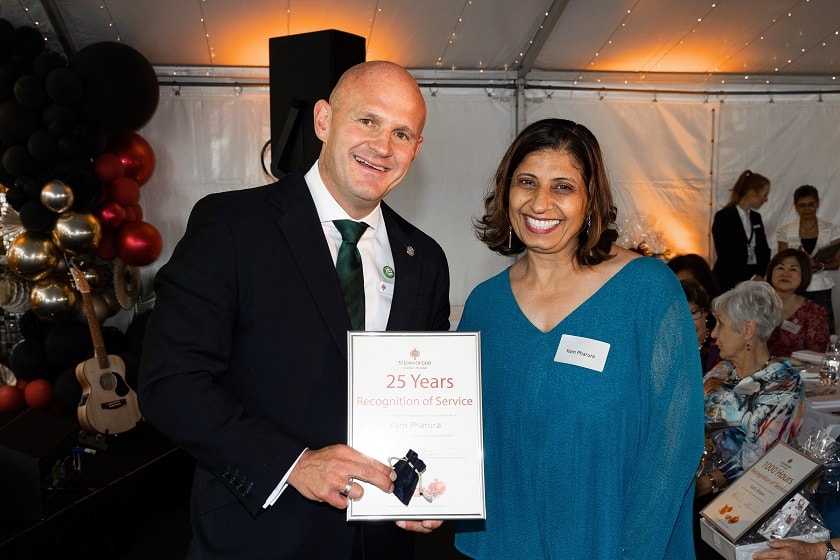 Murdoch volunteer Kam Phagura wins WA Volunteer Service award 2022
