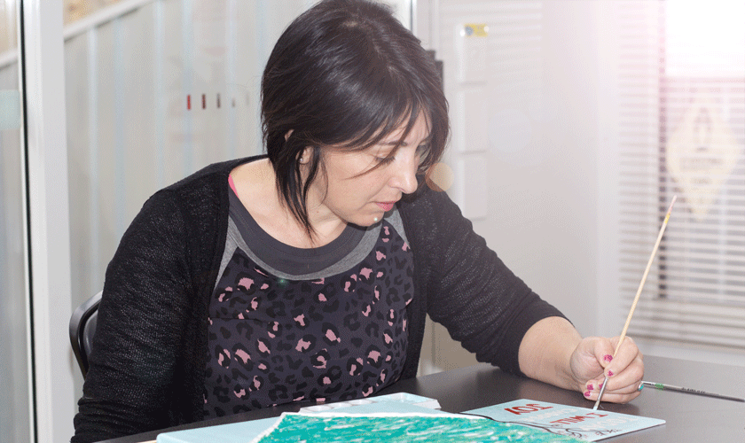 Patient using art therapy
