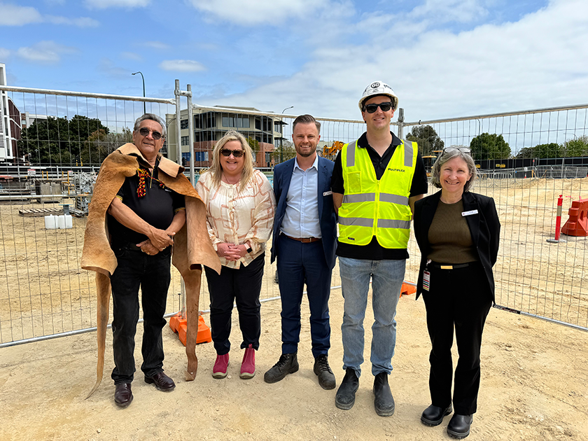 Noongar Elder Neville Collard, St John of God Subiaco Hospital (SJGSH) Director of Mission Integration Siobhan Galos, SJGSH Director Redevelopment Daniel Price, Multiplex Senior Project Manager Luke Vibert and SJGSH CEO Tina Chinery. 
