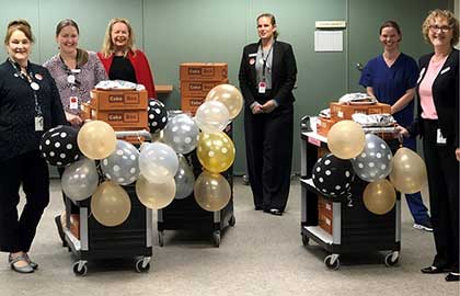 DDONs delivering cupcakes IND 2020