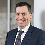 Dr Luis Prado