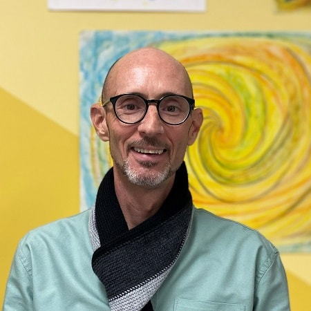 Head shot of Paul Davis.