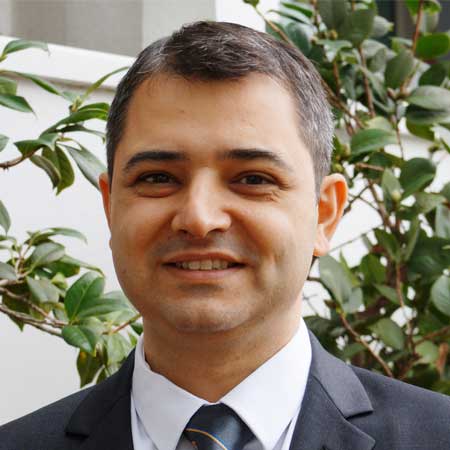 Photo of blog author Mr Andrej Nikoloski