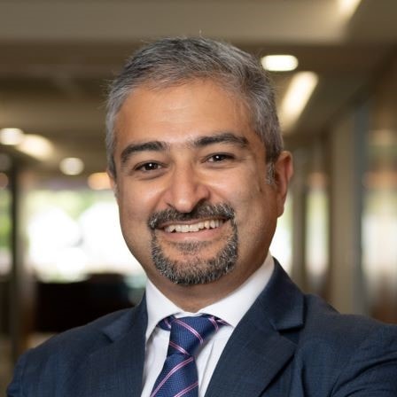 Photo of blog author Dr Reza Feizerfan