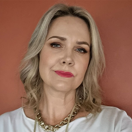 Photo of blog author Dana Anderson