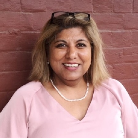Photo of blog author Sonia Herrera