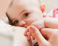 Attachment in breastfeeding