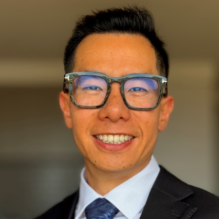 Portrait of Dr Calvin Phang