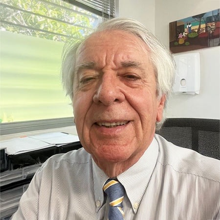 Portrait of Dr Christopher Quirk