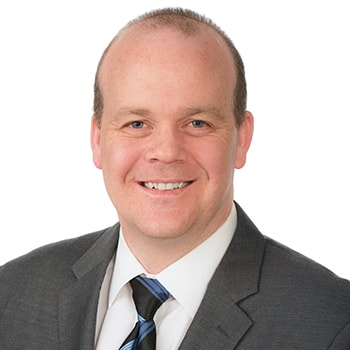 Portrait of Dr Adam Friebe