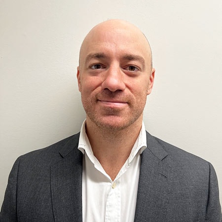 Portrait of Dr Andrew Salipas