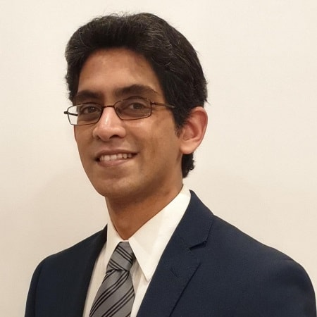 Portrait of Dr Ganga Ganesvaran