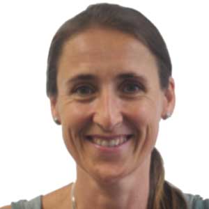 Portrait of Dr Jacqui Dobson