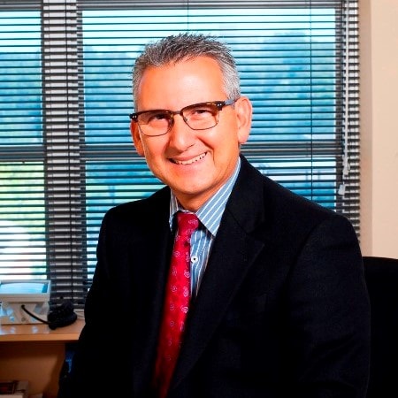 Portrait of Assoc Professor Rick Stell