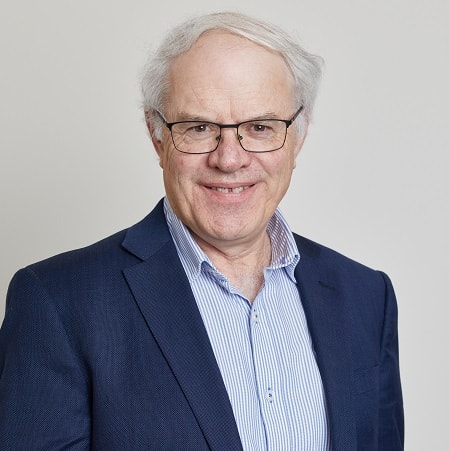 Portrait of Dr Stephen Gordon