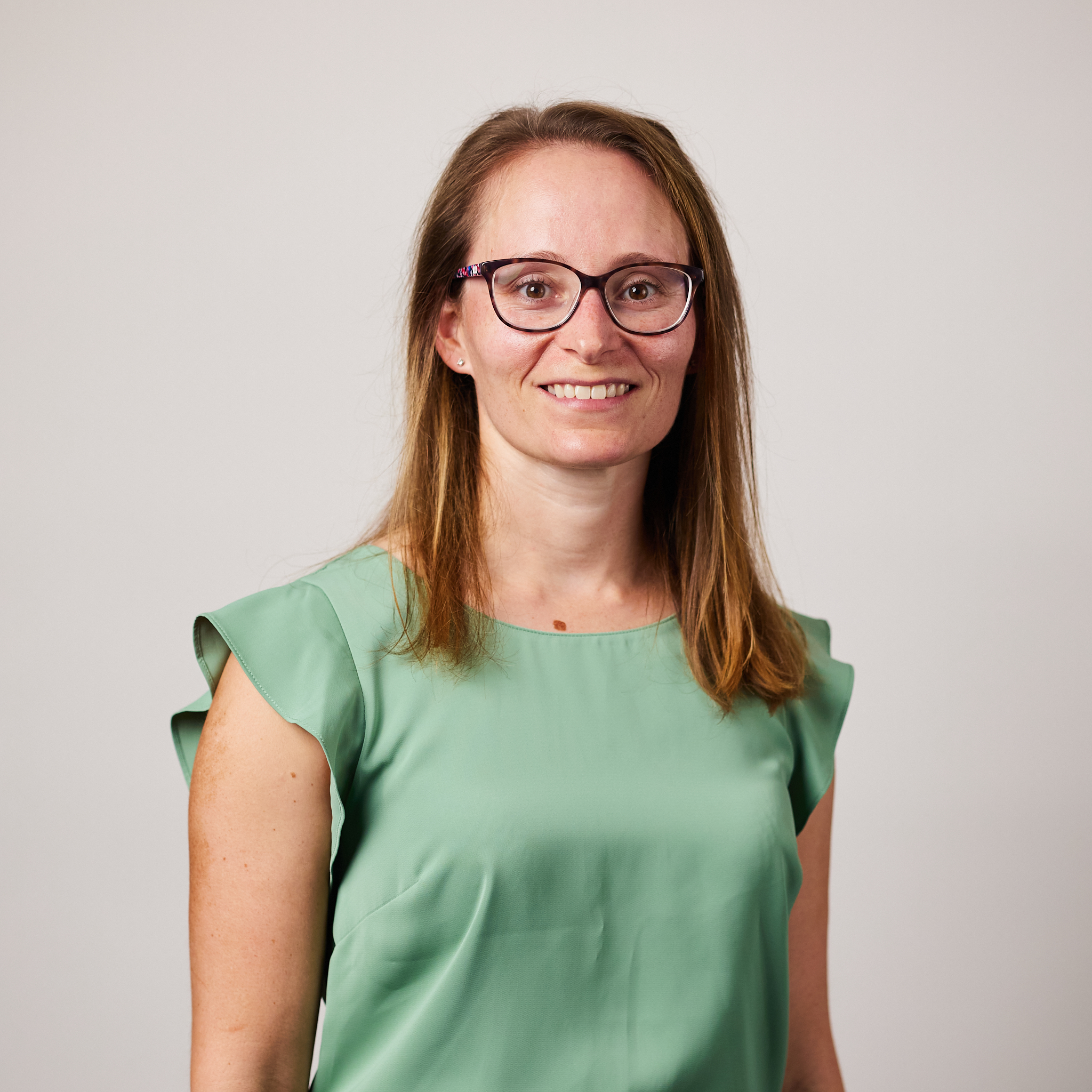 Portrait of Dr Nicole Hocek