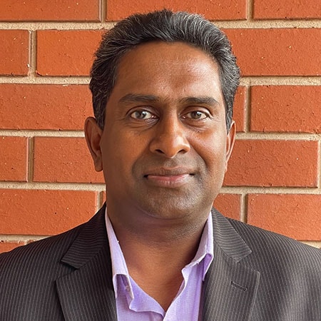 Portrait of Dr Damith Kodithuwakku