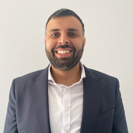 Portrait of Dr Ravinder Singh Phagura