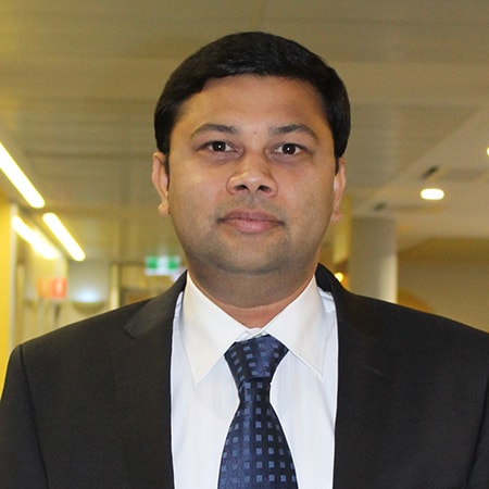 Portrait of Dr Suresh Ponnusamy