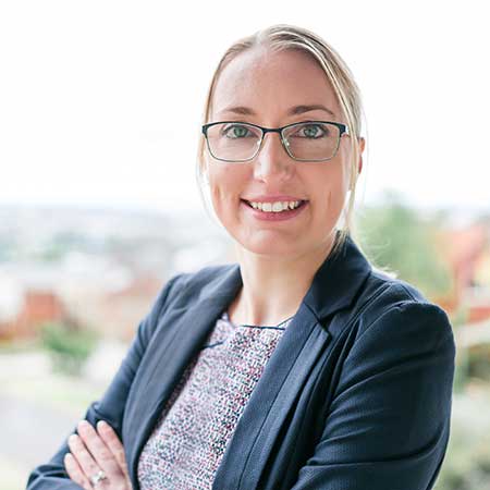 Portrait of Dr Kim Heron