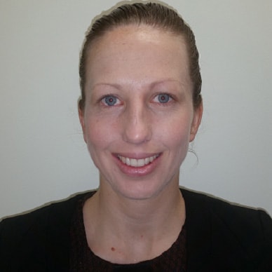 Portrait of Dr Joanna Hall