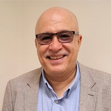 Portrait of Dr Tamer Hamouda