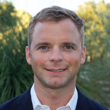 Portrait of Dr Simon Hazeldine
