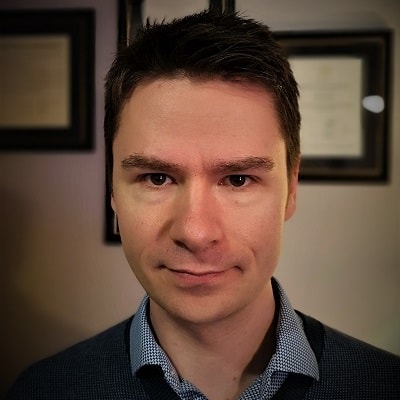 Portrait of Dr Andrew Hutchison