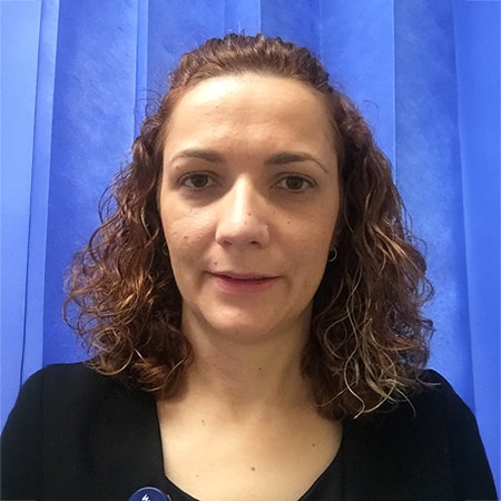 Portrait of Dr Carolyn Haeusler