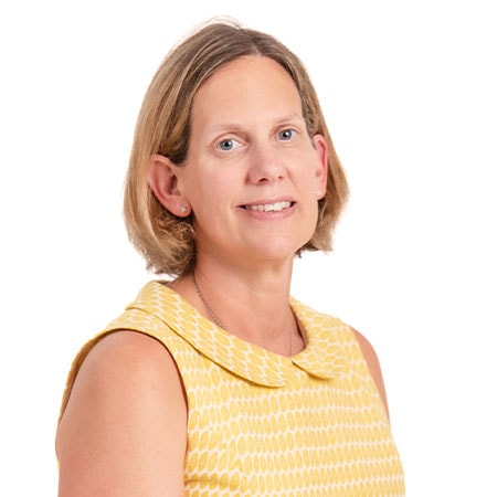 Portrait of Dr Allison Morton
