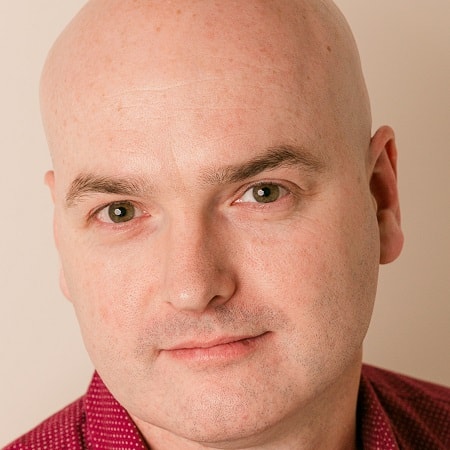 Portrait of Dr Cameron Mclaren