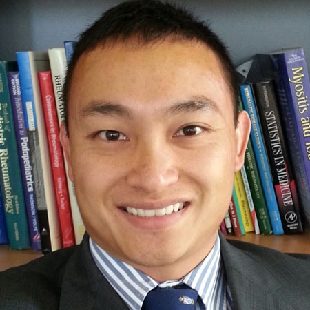 Portrait of Dr Senq-J Lee