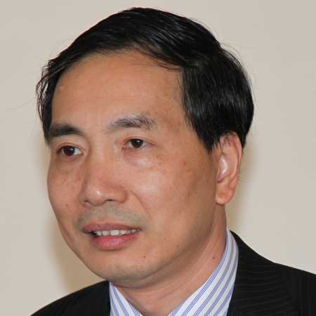 Portrait of Dr Zhuoming Chu