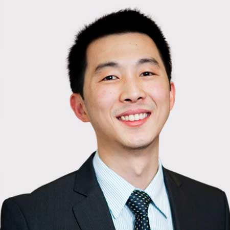 Portrait of Dr Keng Ung