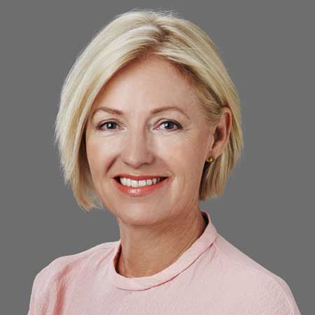 Portrait of Dr Caroline Crabb