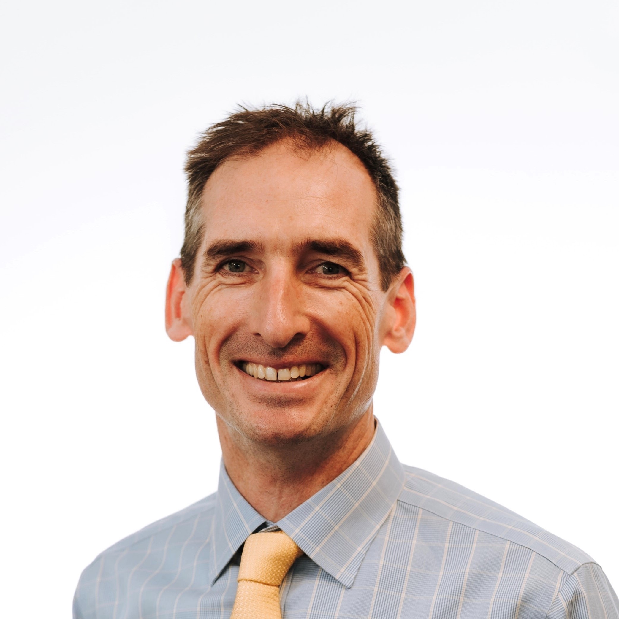 Portrait of Dr Simon Wall
