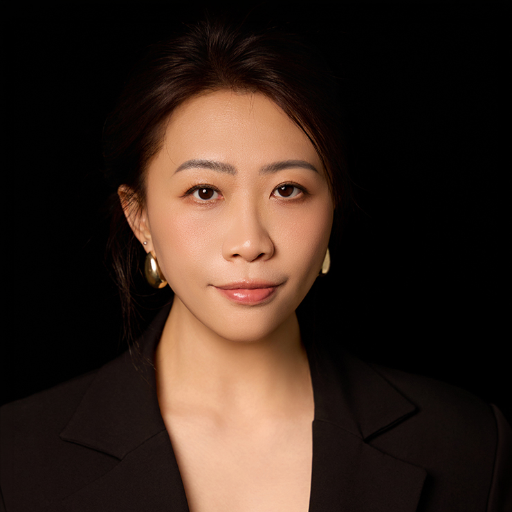 Portrait of Dr Sze Wong