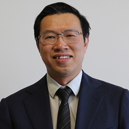 Portrait of Dr Jee Kong