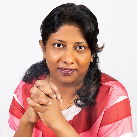 Portrait of Dr Vidhu Krishnan