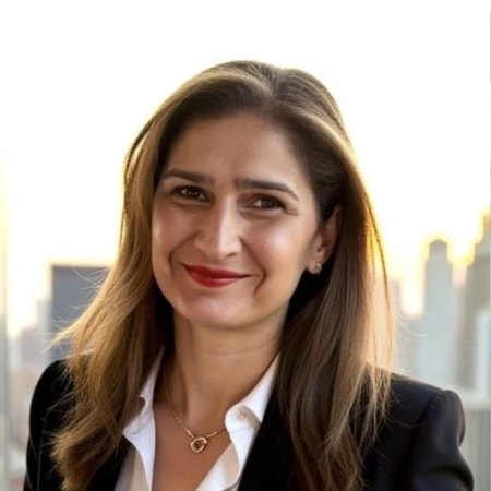 Portrait of Dr Aylin Aslan