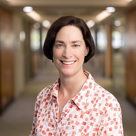 Portrait of Dr Alexandra Taylor