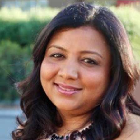 Portrait of Dr Anju Agarwal