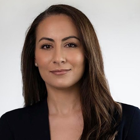 Portrait of Dr Sarah Azer