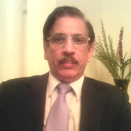 Portrait of Dr Mohammed Al-Souffi